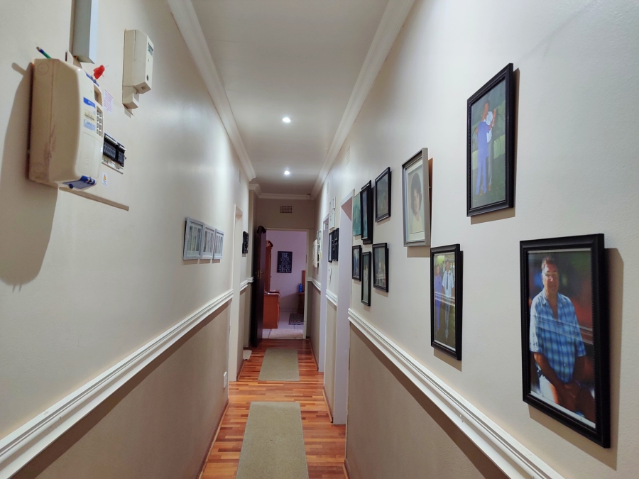 3 Bedroom Property for Sale in Flamwood North West